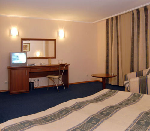 Hotel Luxor Burgasz Kültér fotó